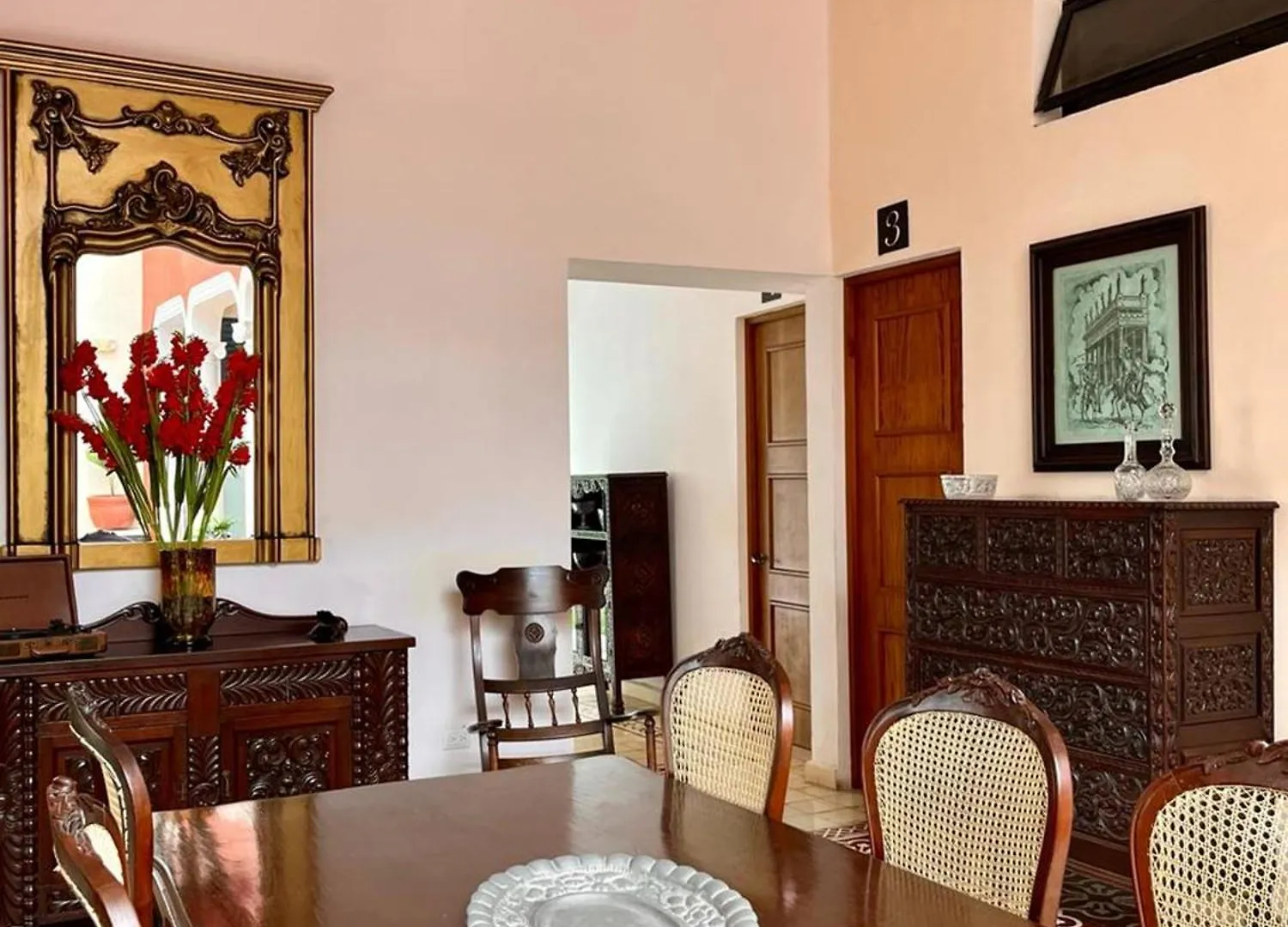 Hotel & Hostal Boutique Casa Garza Merida