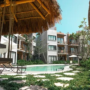 https://new-luxury-condos-macondo-tulum.allrivieramayahotels.com